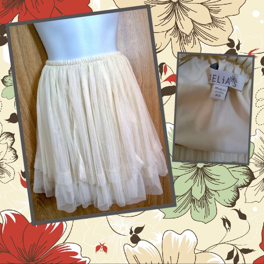 ❤️🔥NWOT dELiA*s CREAM TULLE SKIRT SZ XS - Picture 1 of 4